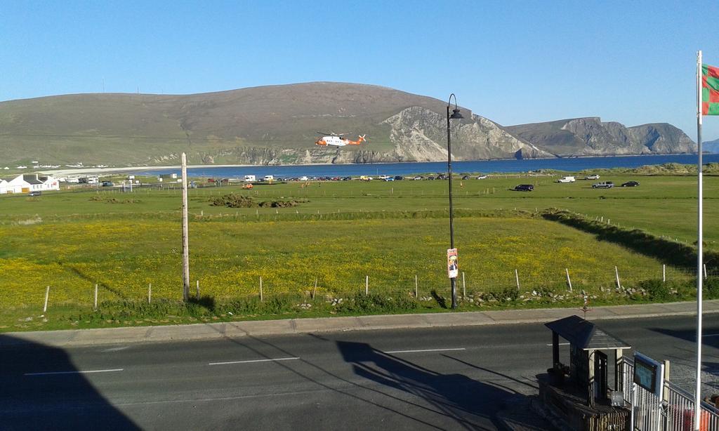 Achill West Coast House Bed and Breakfast Dooagh Buitenkant foto