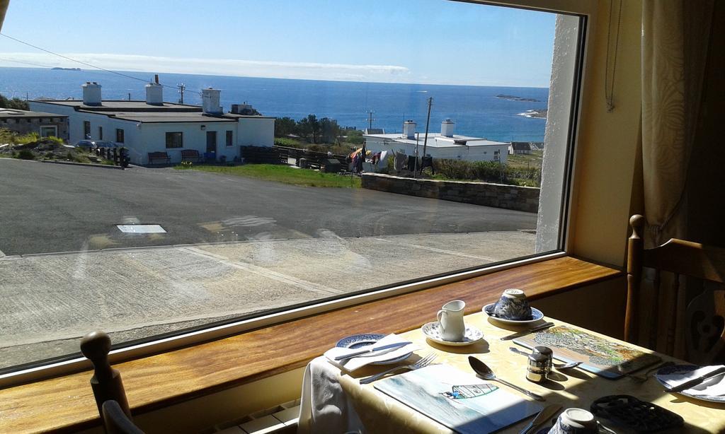 Achill West Coast House Bed and Breakfast Dooagh Buitenkant foto