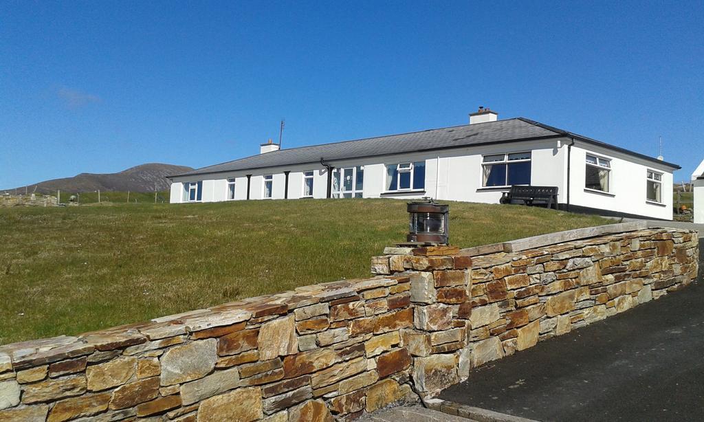 Achill West Coast House Bed and Breakfast Dooagh Buitenkant foto