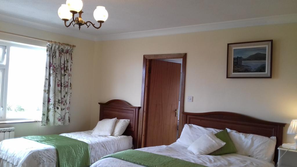 Achill West Coast House Bed and Breakfast Dooagh Buitenkant foto