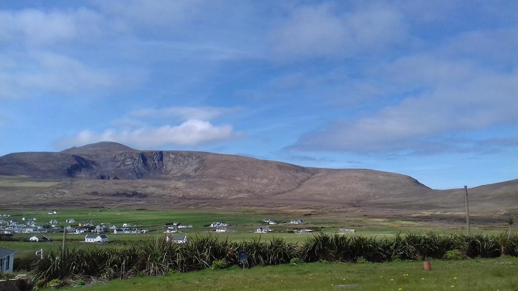 Achill West Coast House Bed and Breakfast Dooagh Buitenkant foto
